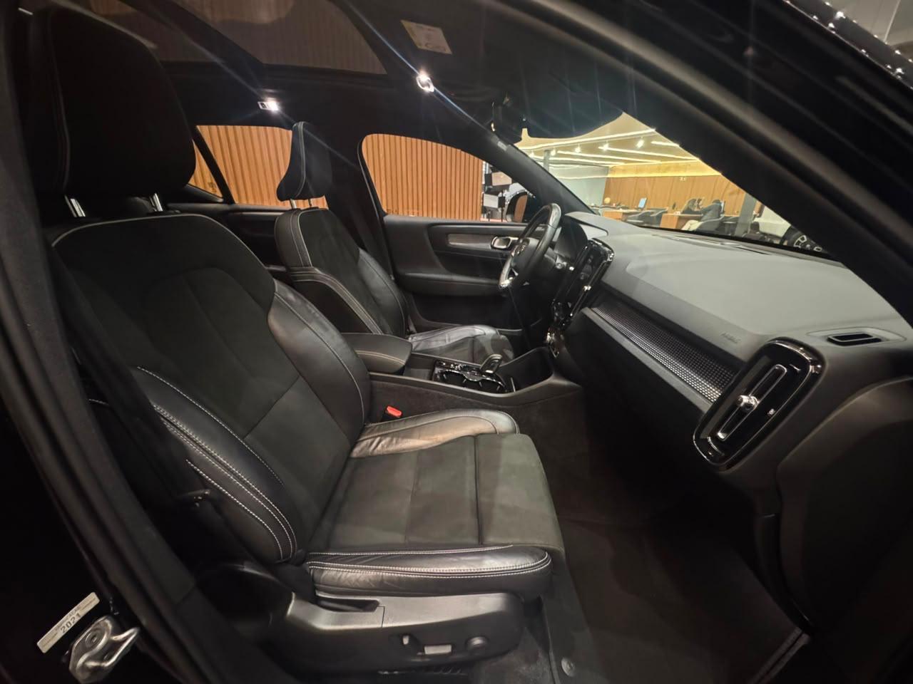 VOLVO XC40 T5H RDESIGN 2021 - foto 11