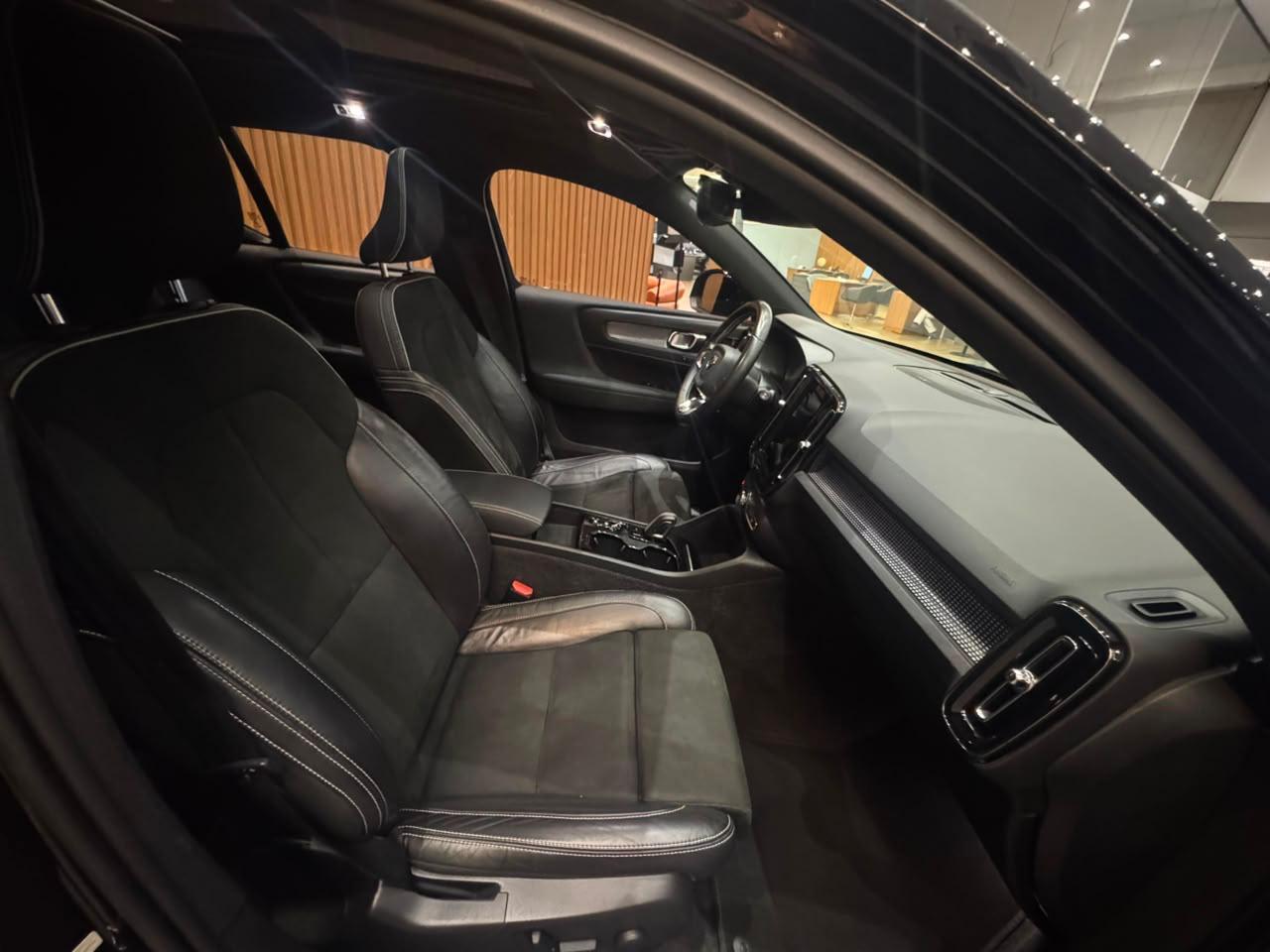 VOLVO XC40 T5H RDESIGN 2021 - foto 12