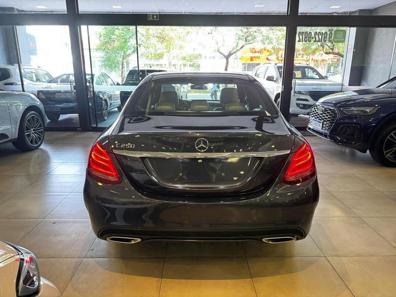 MERCEDES-BENZ C250 2015 - foto 6