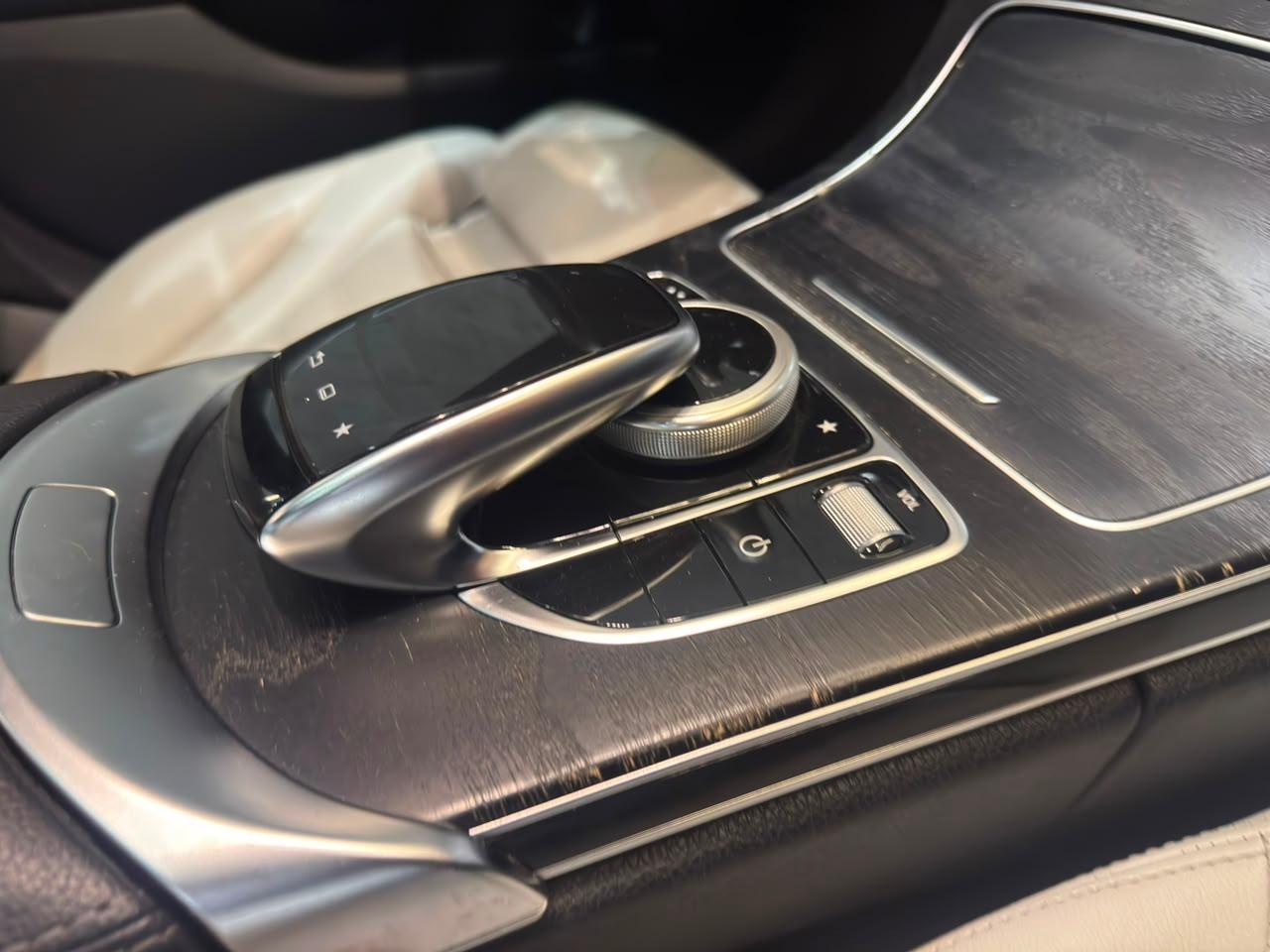 MERCEDES-BENZ C250 2015 - foto 15