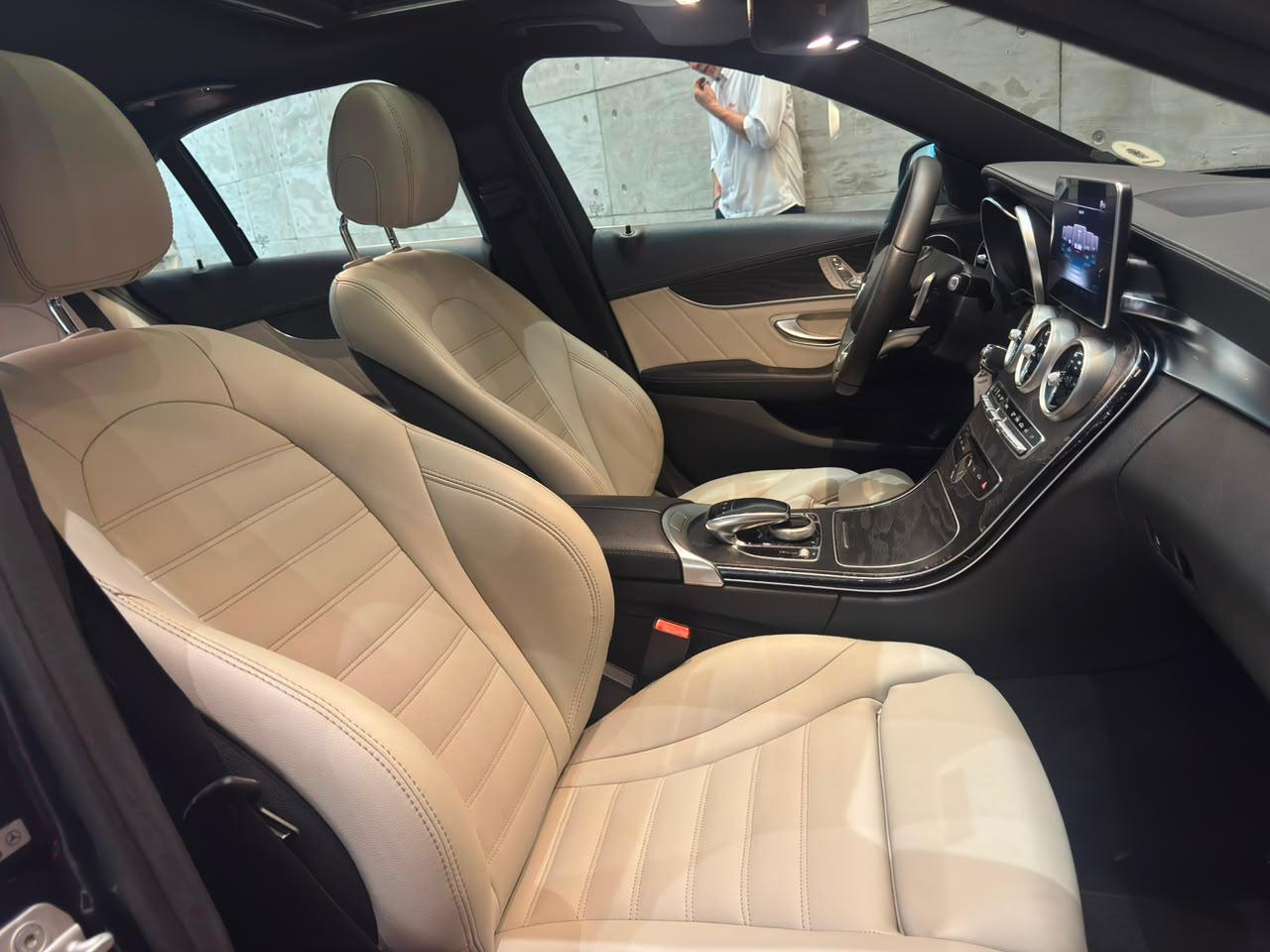 MERCEDES-BENZ C250 2015 - foto 11