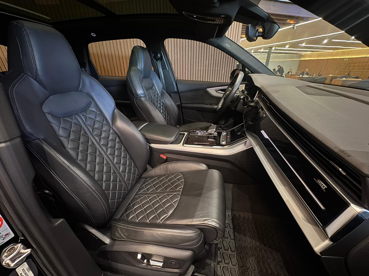 AUDI Q7 PERF.BLACK HIBRIDO 2022 - foto 13
