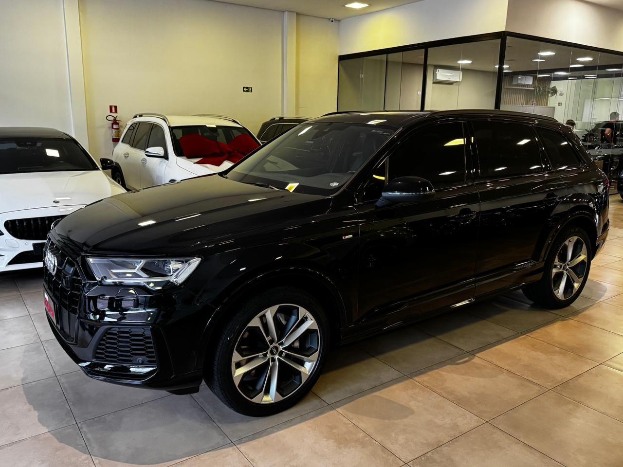 AUDI Q7 PERF.BLACK HIBRIDO 2022 - foto 2