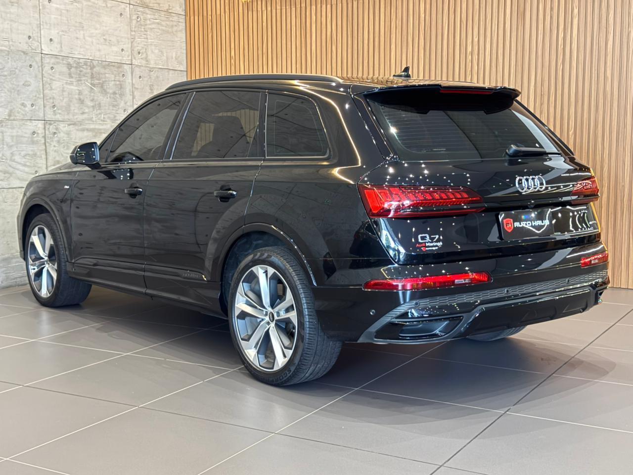 AUDI Q7 PERF.BLACK HIBRIDO 2022 - foto 5