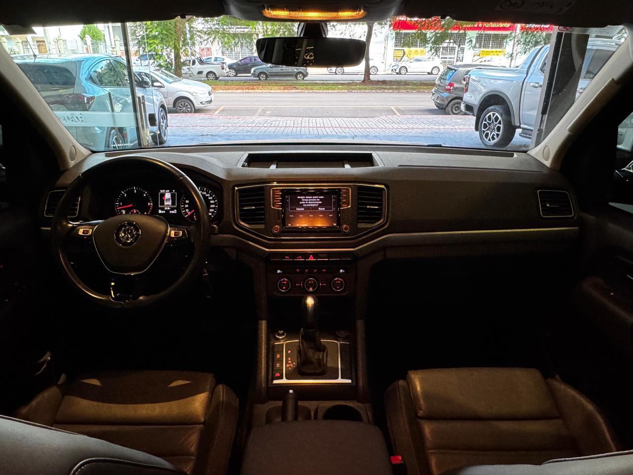 VOLKSWAGEN AMAROK V6 HIGH 2023 - foto 9