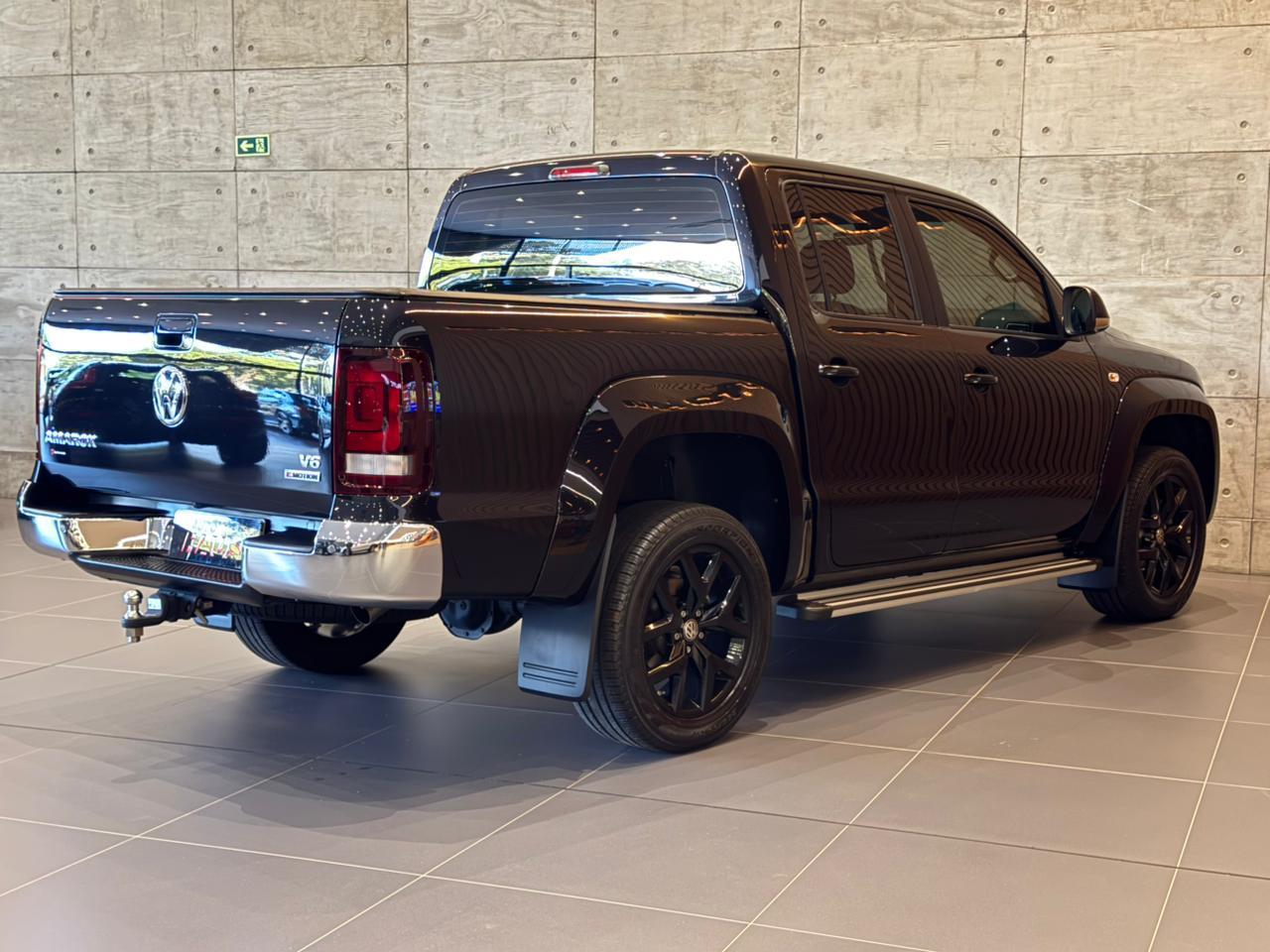 VOLKSWAGEN AMAROK V6 HIGH 2023 - foto 4