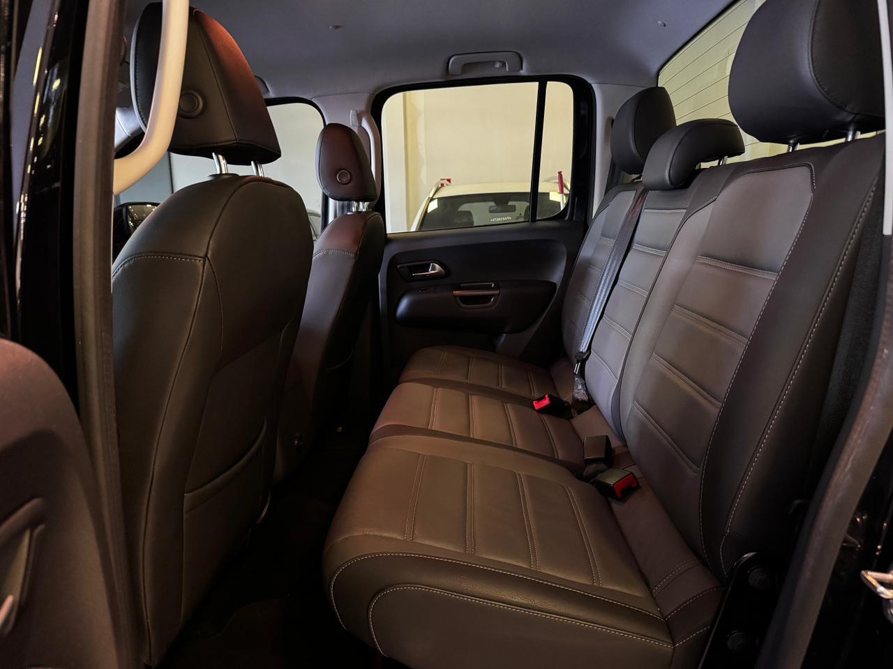 VOLKSWAGEN AMAROK V6 HIGH 2023 - foto 12