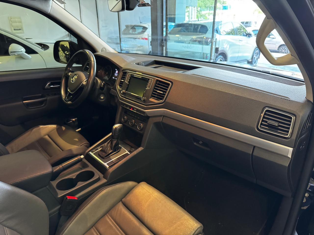 VOLKSWAGEN AMAROK V6 HIGH 2023 - foto 14