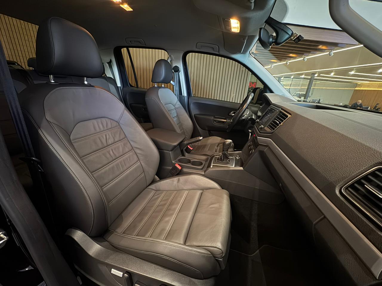 VOLKSWAGEN AMAROK V6 HIGH 2023 - foto 12