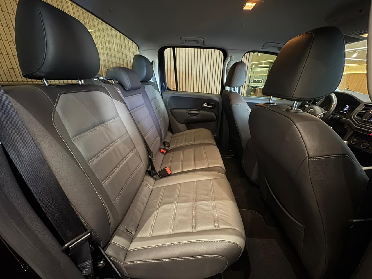 VOLKSWAGEN AMAROK V6 HIGH 2023 - foto 13