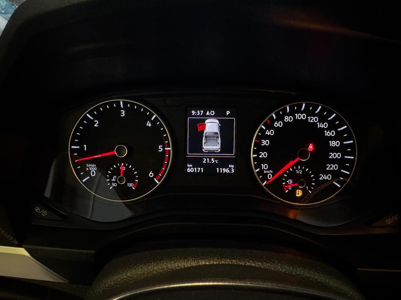 VOLKSWAGEN AMAROK V6 HIGH 2023 - foto 7