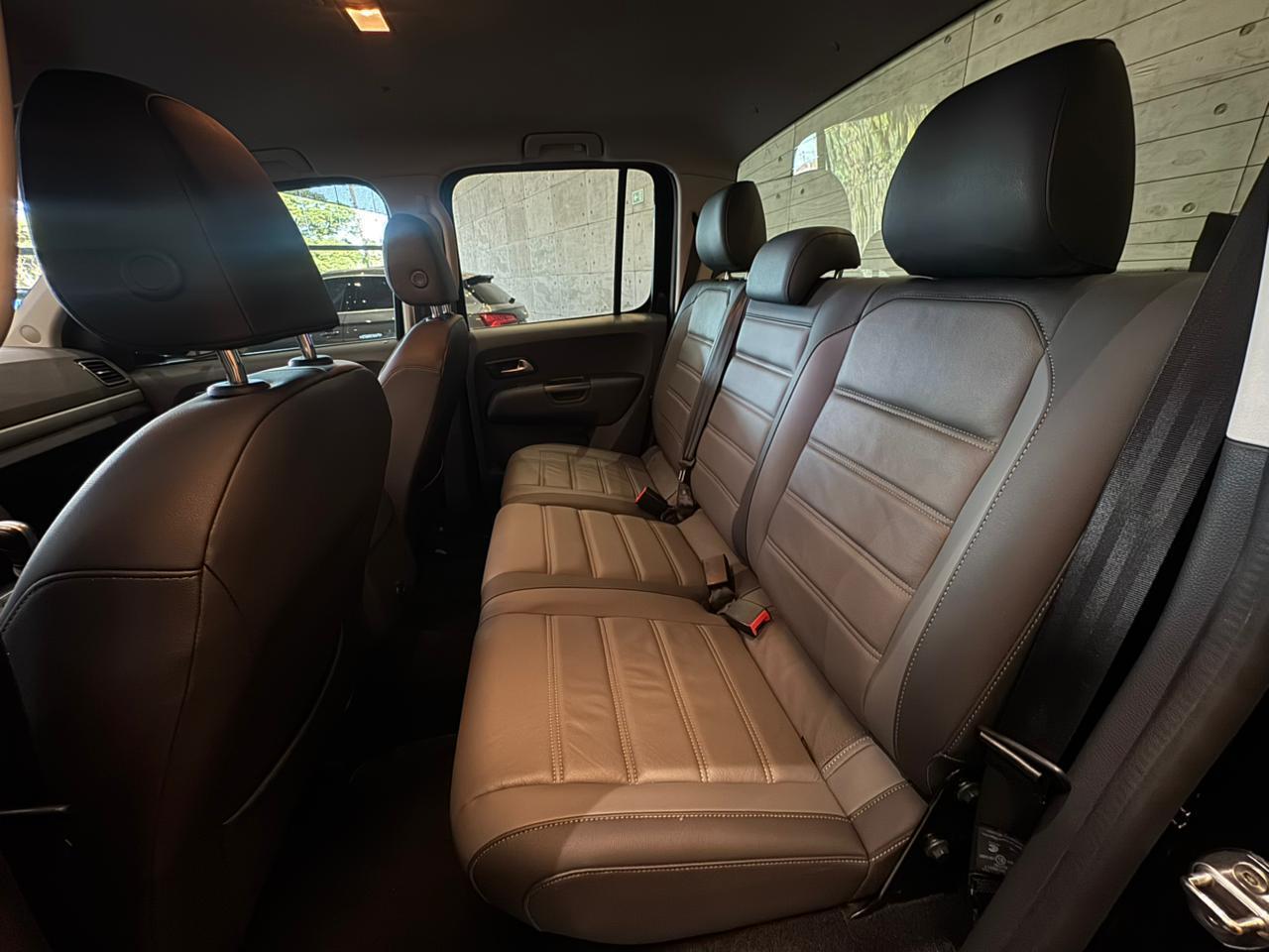 VOLKSWAGEN AMAROK V6 HIGH 2023 - foto 14