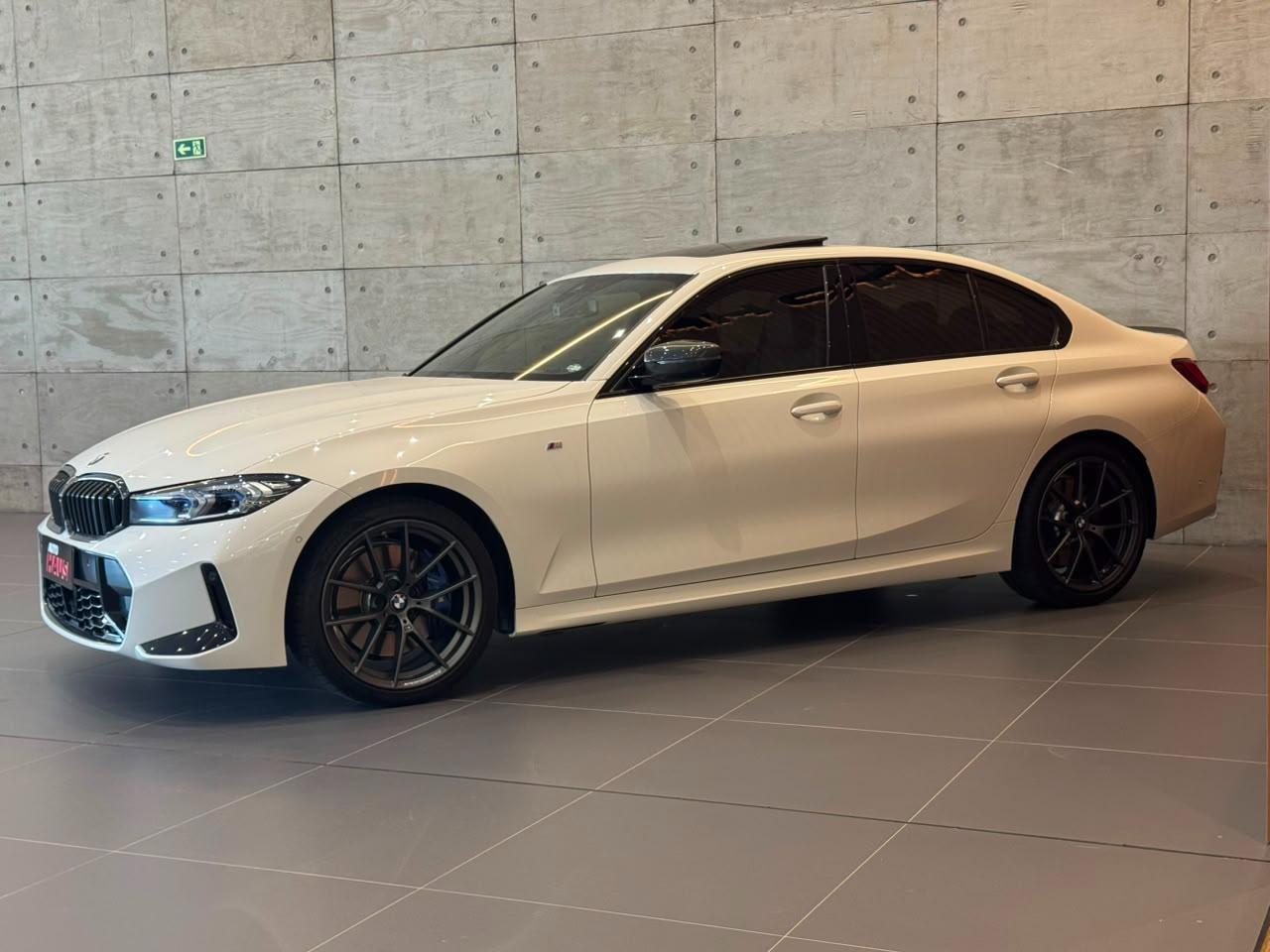 BMW 320I M 10TH ANNIVERSARY EDITION 2025 - foto 5