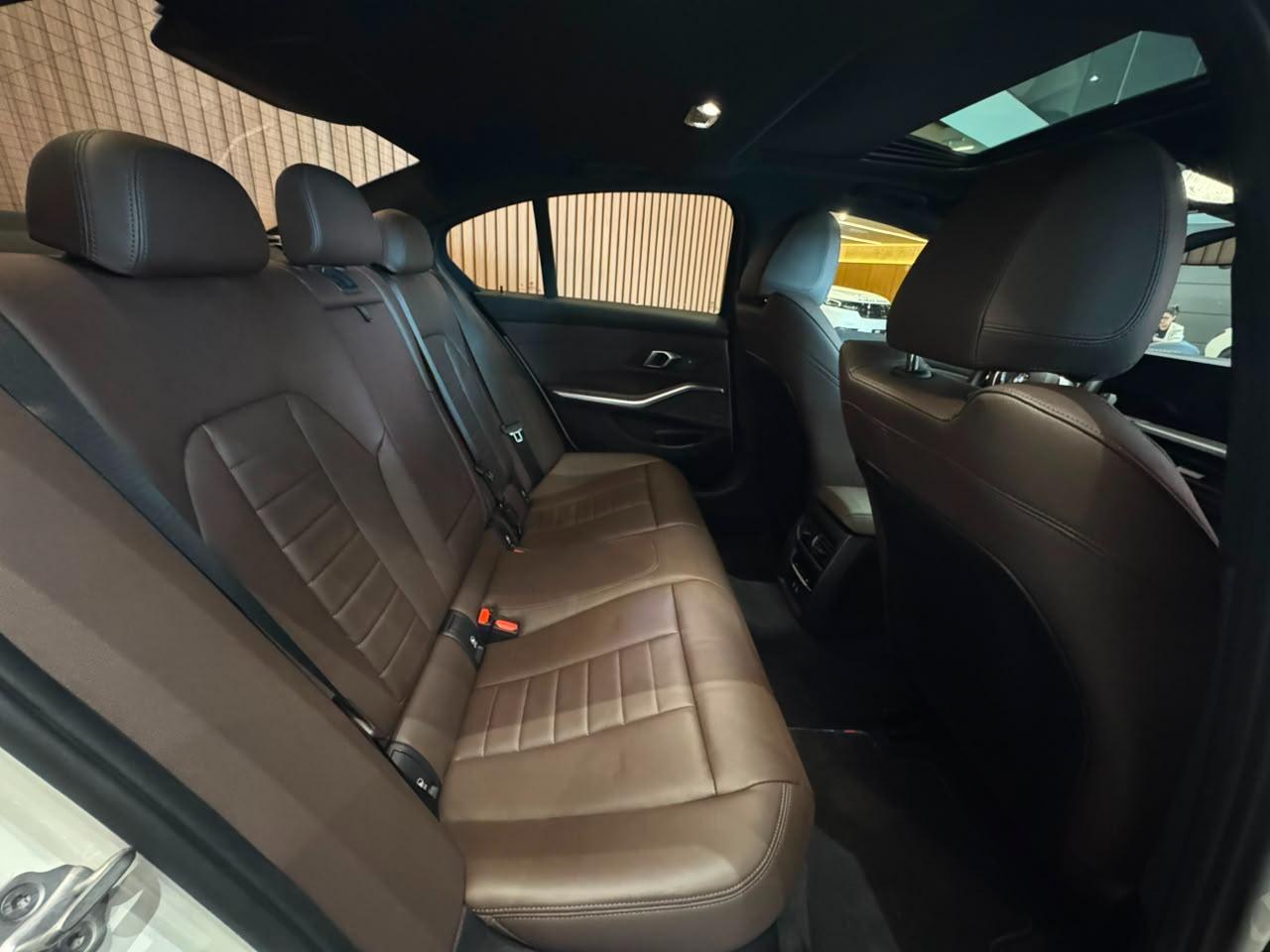 BMW 320I M 10TH ANNIVERSARY EDITION 2025 - foto 17