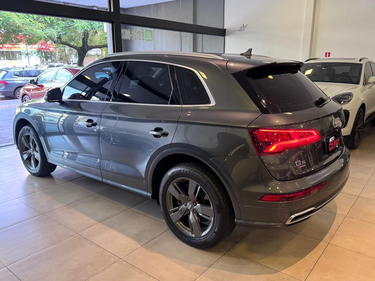 AUDI Q5 2.0 PRESTIGE PLUS TFSI 2020 - foto 4