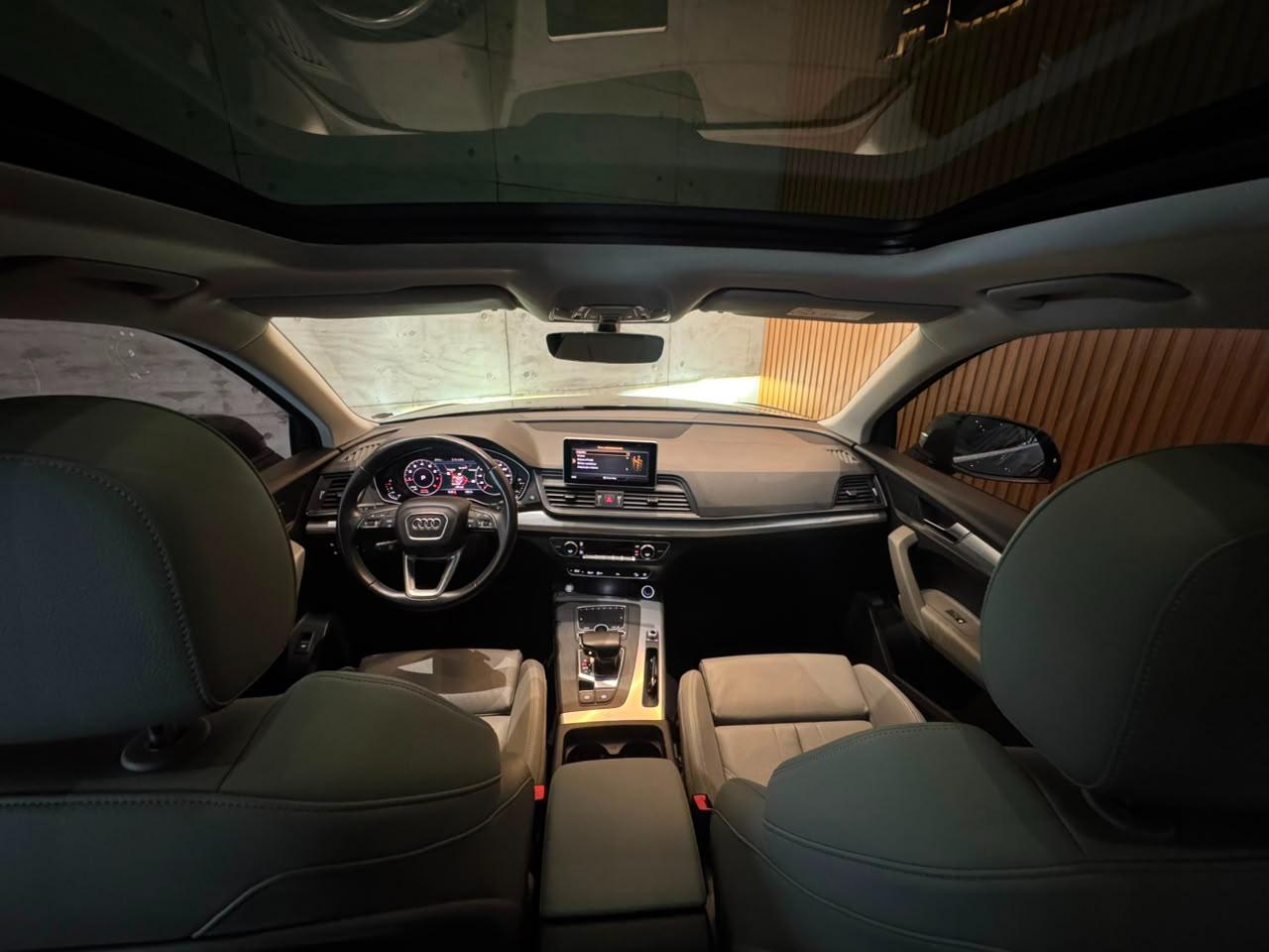 AUDI Q5 2.0 PRESTIGE PLUS TFSI 2020 - foto 13