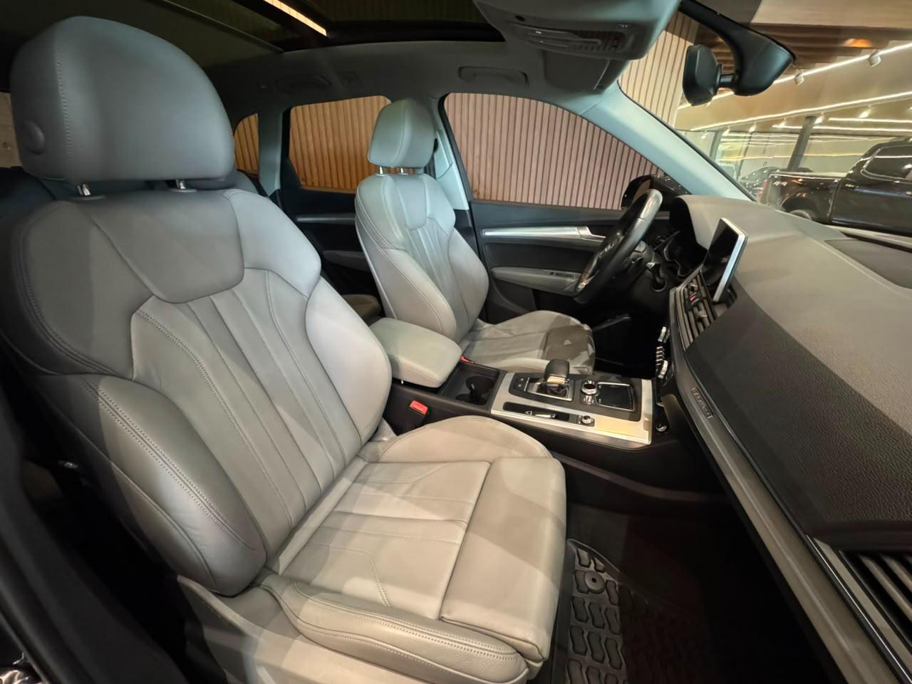 AUDI Q5 2.0 PRESTIGE PLUS TFSI 2020 - foto 12