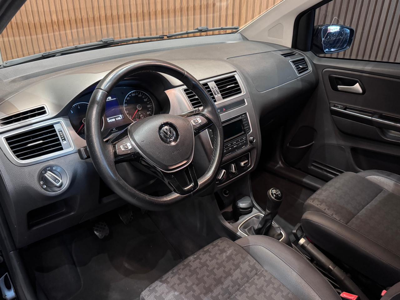 VOLKSWAGEN NOVO FOX CL ME 2016 - foto 11