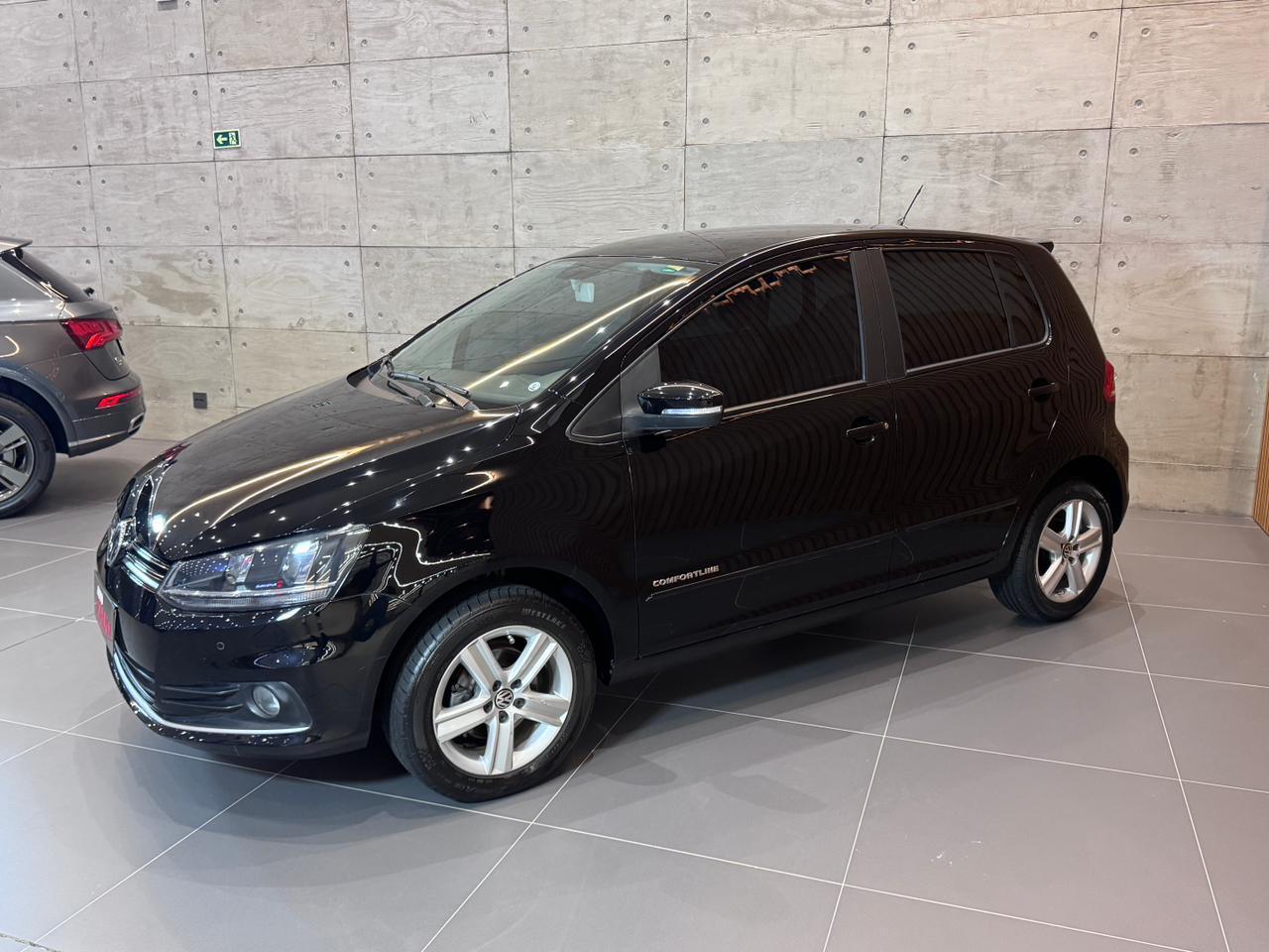 VOLKSWAGEN NOVO FOX CL ME 2016 - foto 4