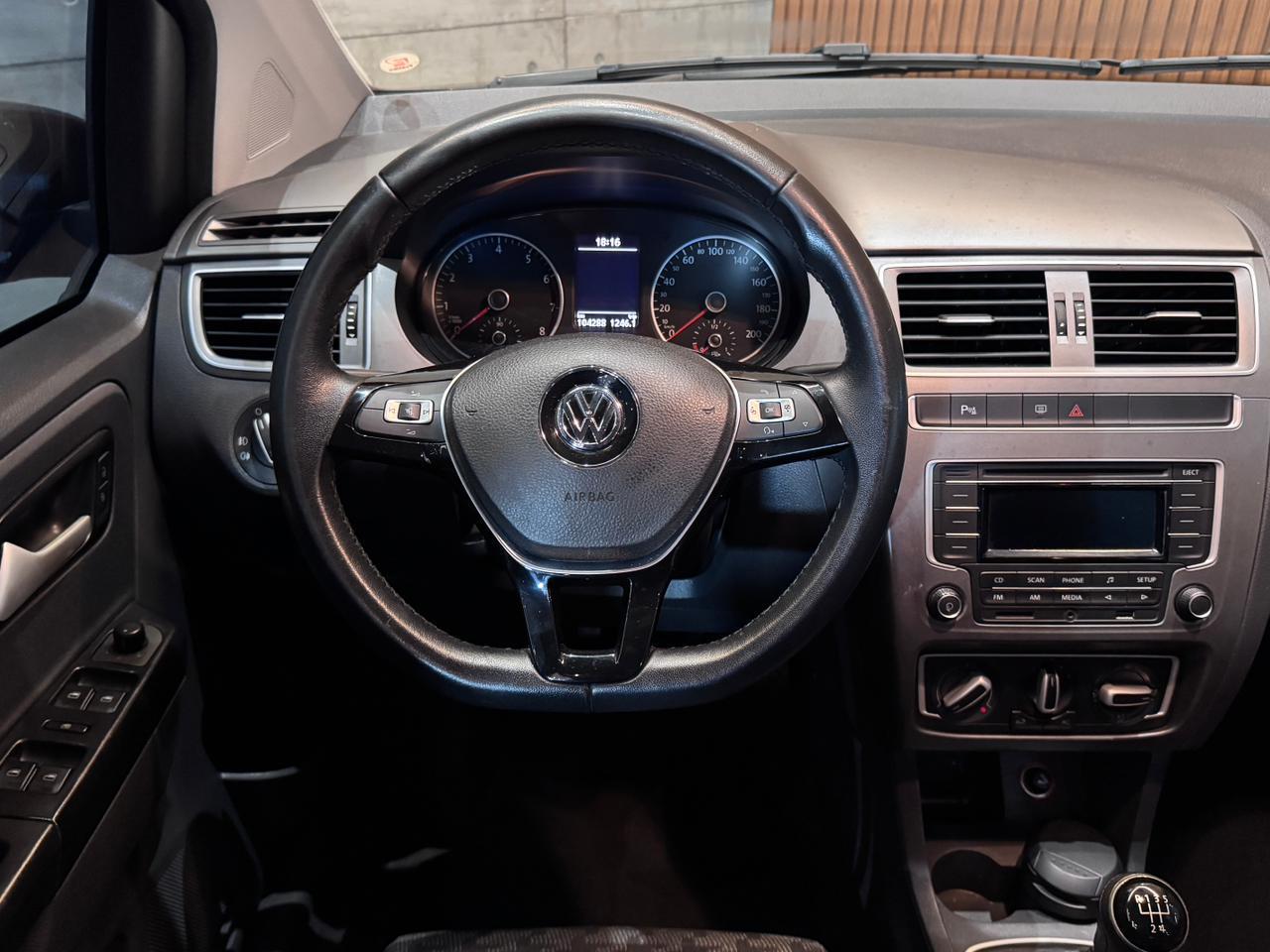 VOLKSWAGEN NOVO FOX CL ME 2016 - foto 9
