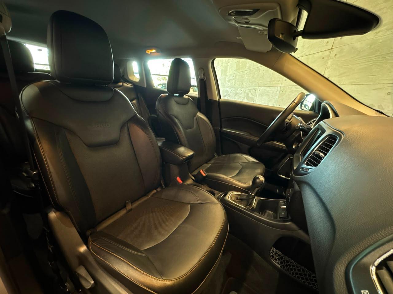 JEEP COMPASS LONGITUDE F 2021 - foto 11