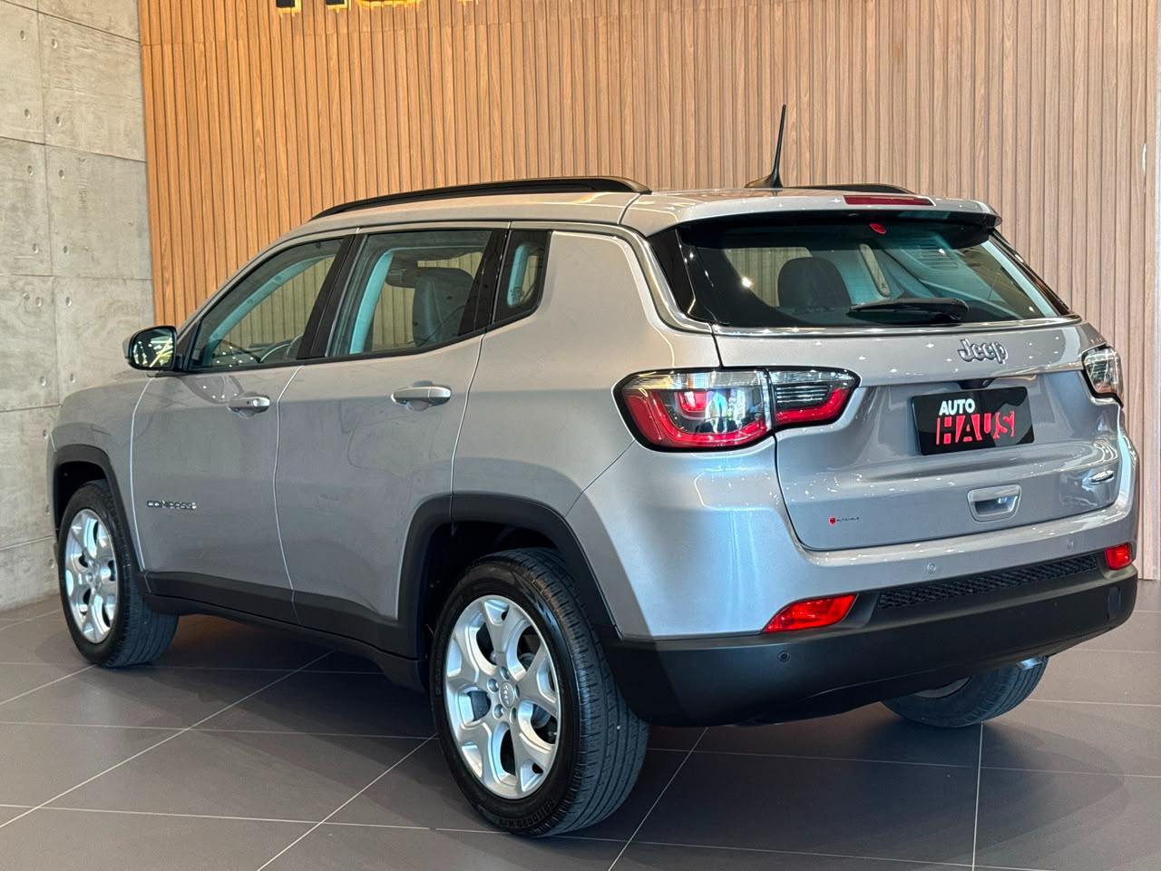 JEEP COMPASS LONGITUDE F 2021 - foto 7