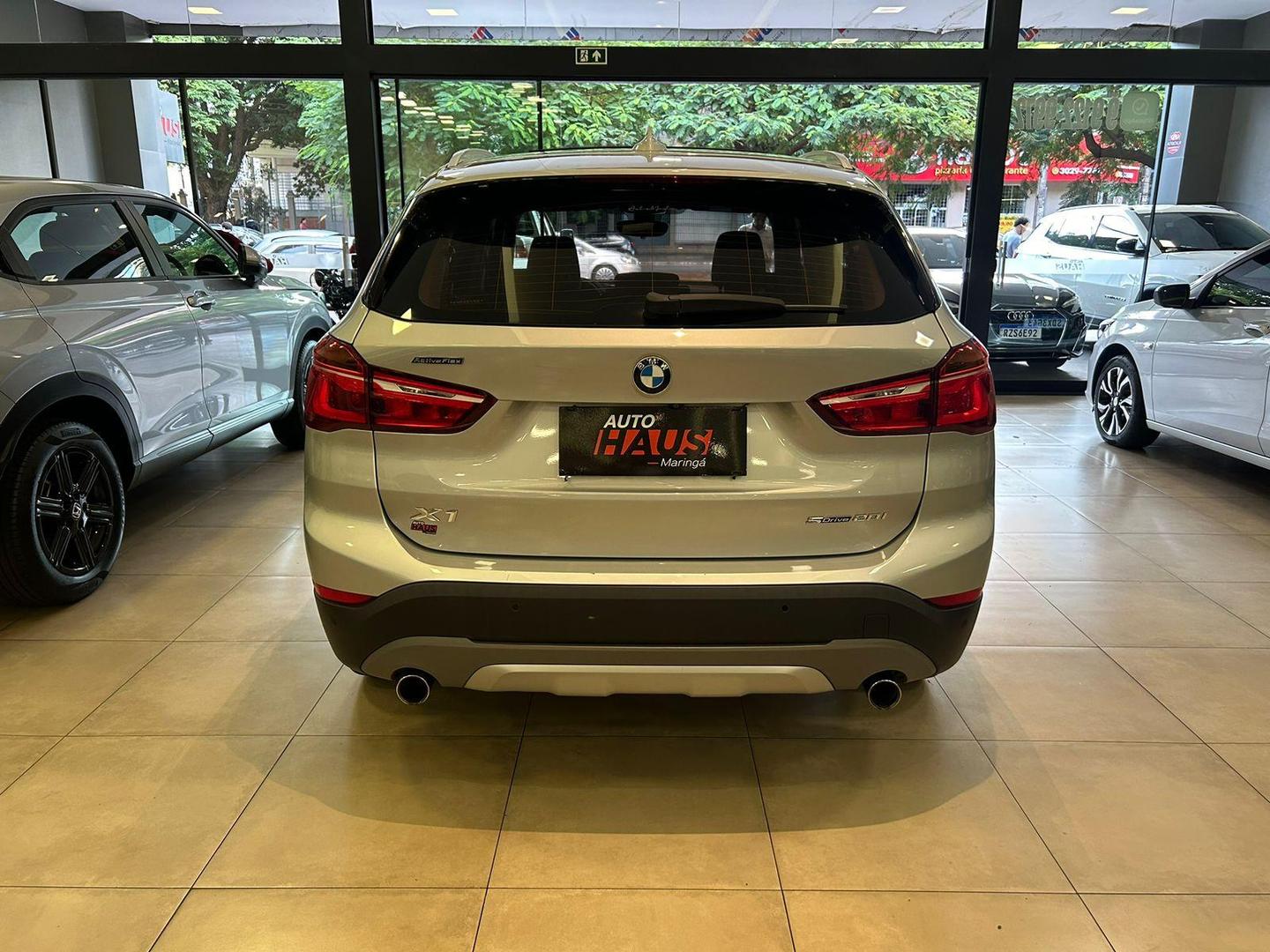 BMW X1 S20I ACTIVEFLEX 2019 - foto 8
