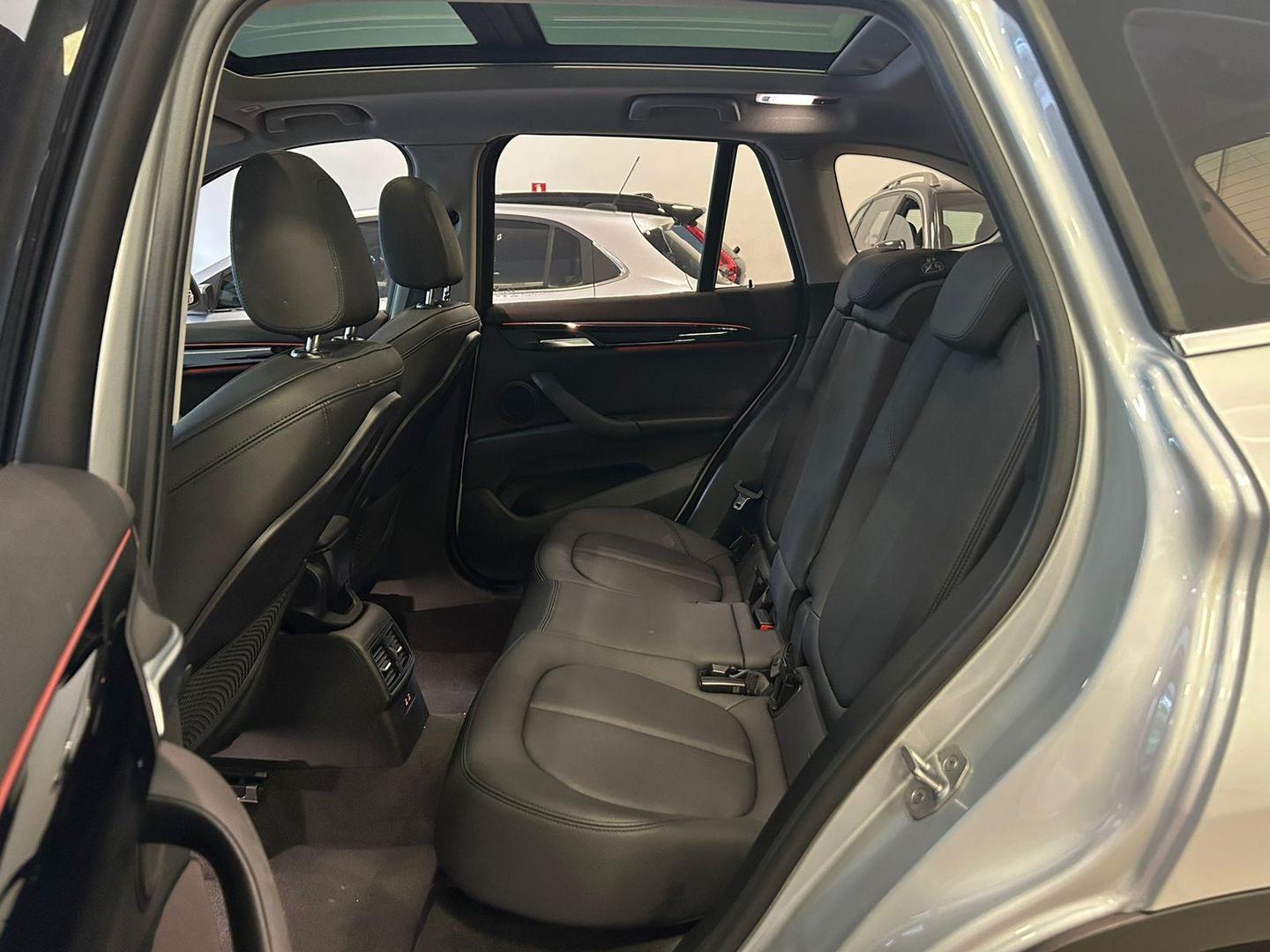BMW X1 S20I ACTIVEFLEX 2019 - foto 12