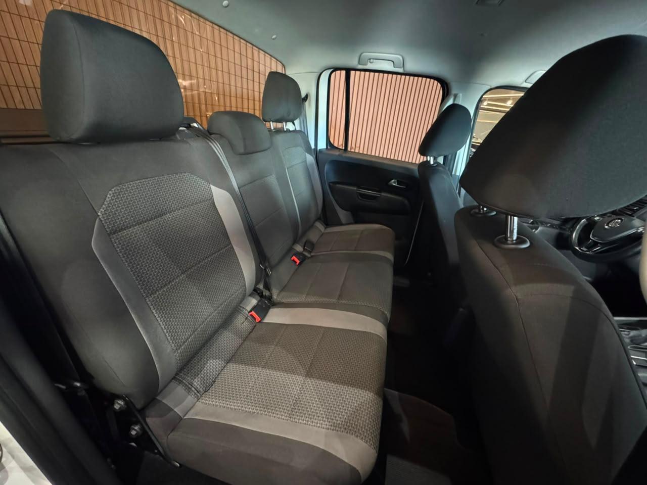 VOLKSWAGEN AMAROK V6 COMFORT 2022 - foto 12