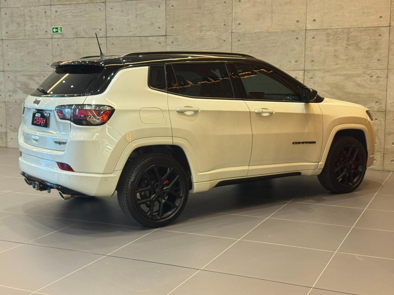 JEEP COMPASS BLACKHAWK 2025 - foto 4