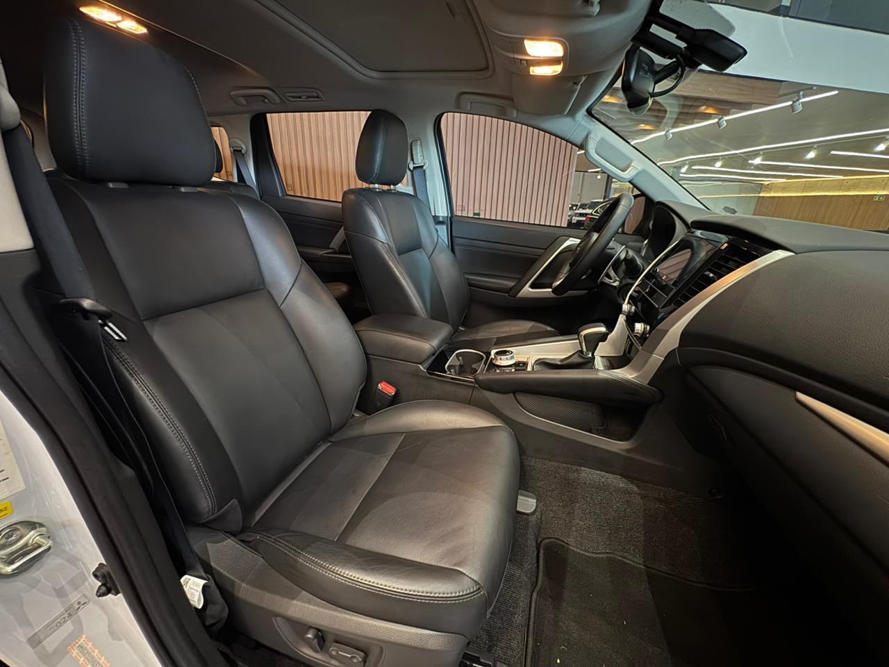MITSUBISHI MMC PAJERO SPORT HPE S 2025 - foto 9