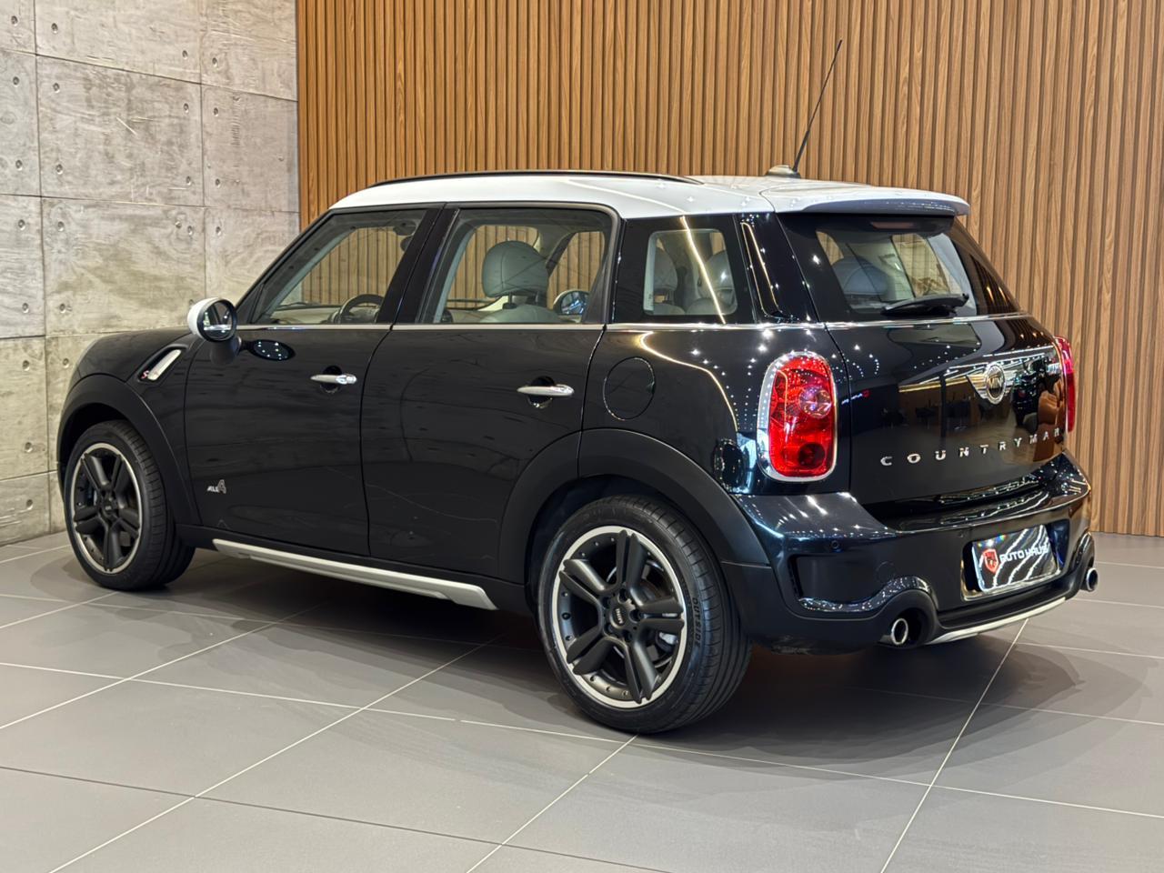 MINI MINCYMANALL4 COOPER S 2016 - foto 6