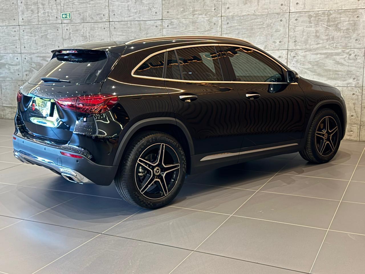 MERCEDES-BENZ GLA200 PROG 2025 - foto 5