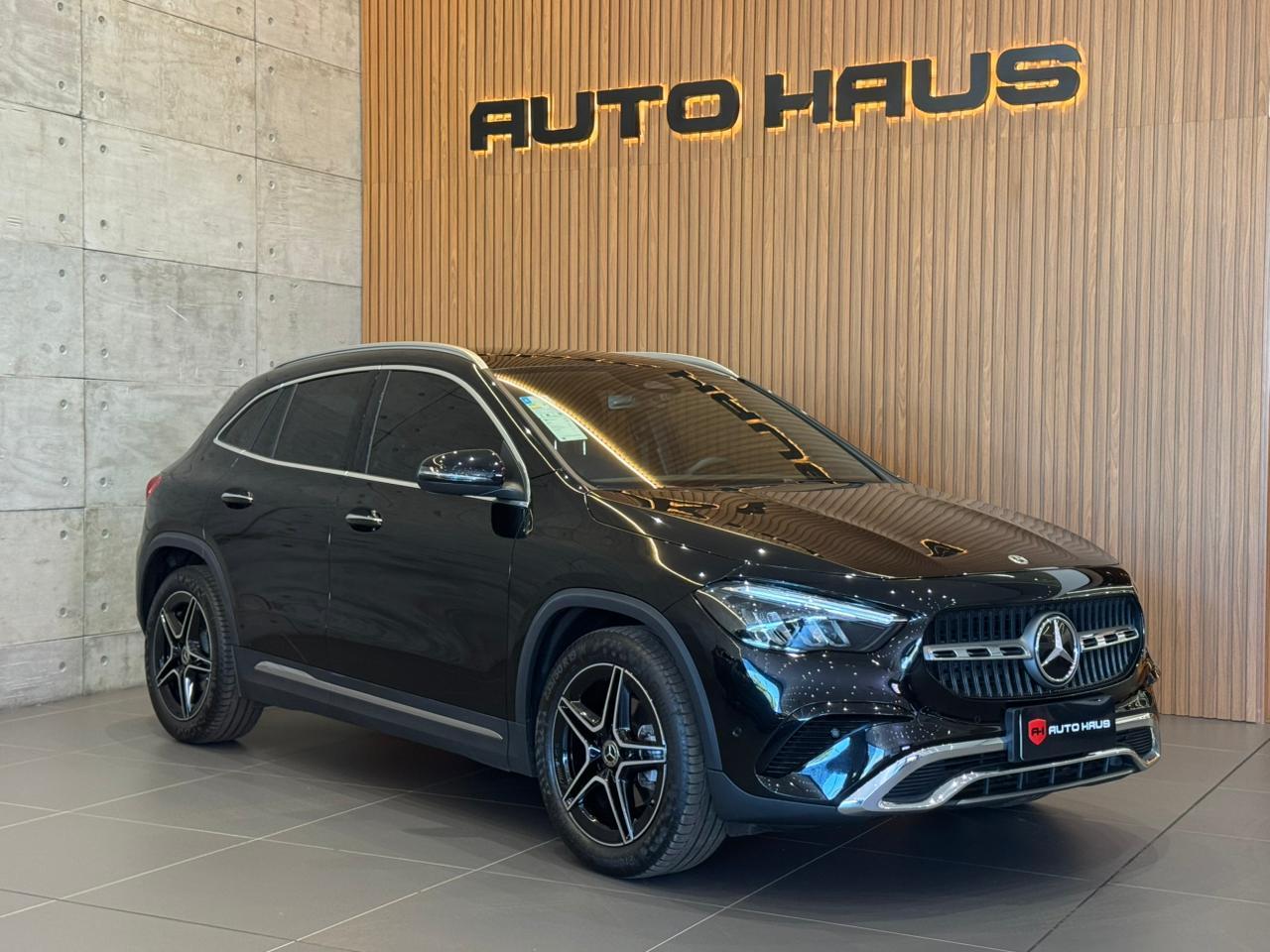MERCEDES-BENZ GLA200 PROG 2025 - foto 1