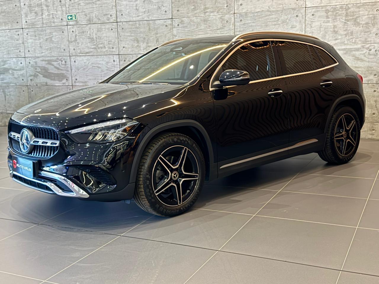 MERCEDES-BENZ GLA200 PROG 2025 - foto 4
