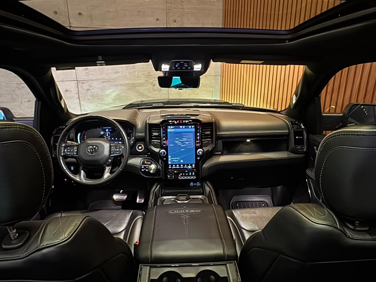 RAM 1500 LIMITED HEMI 2023 - foto 10