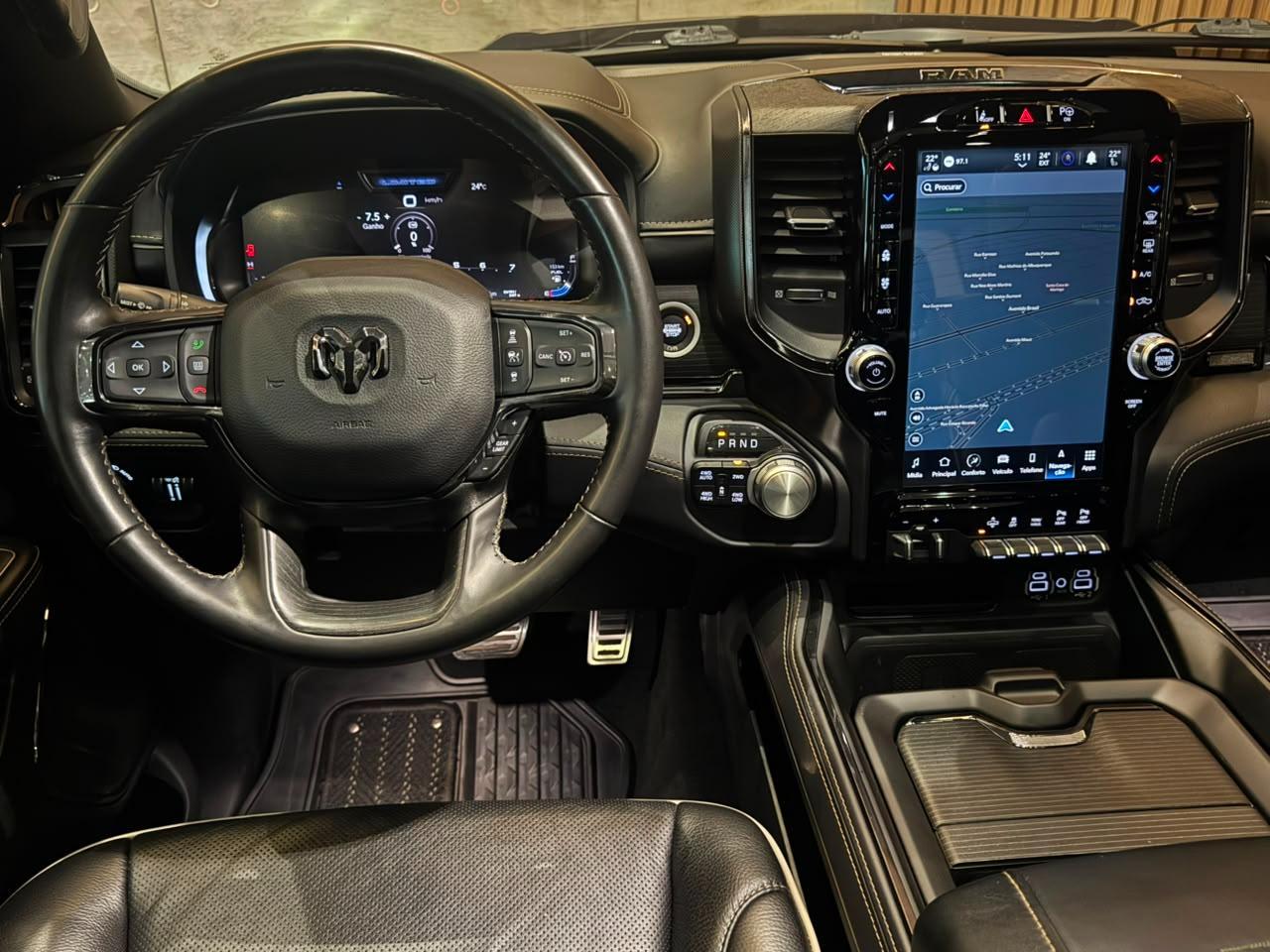 RAM 1500 LIMITED HEMI 2023 - foto 11