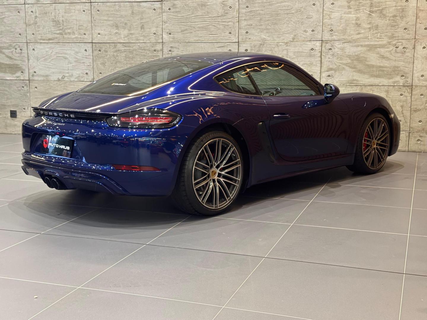 PORSCHE CAYMAN 2024 - foto 4