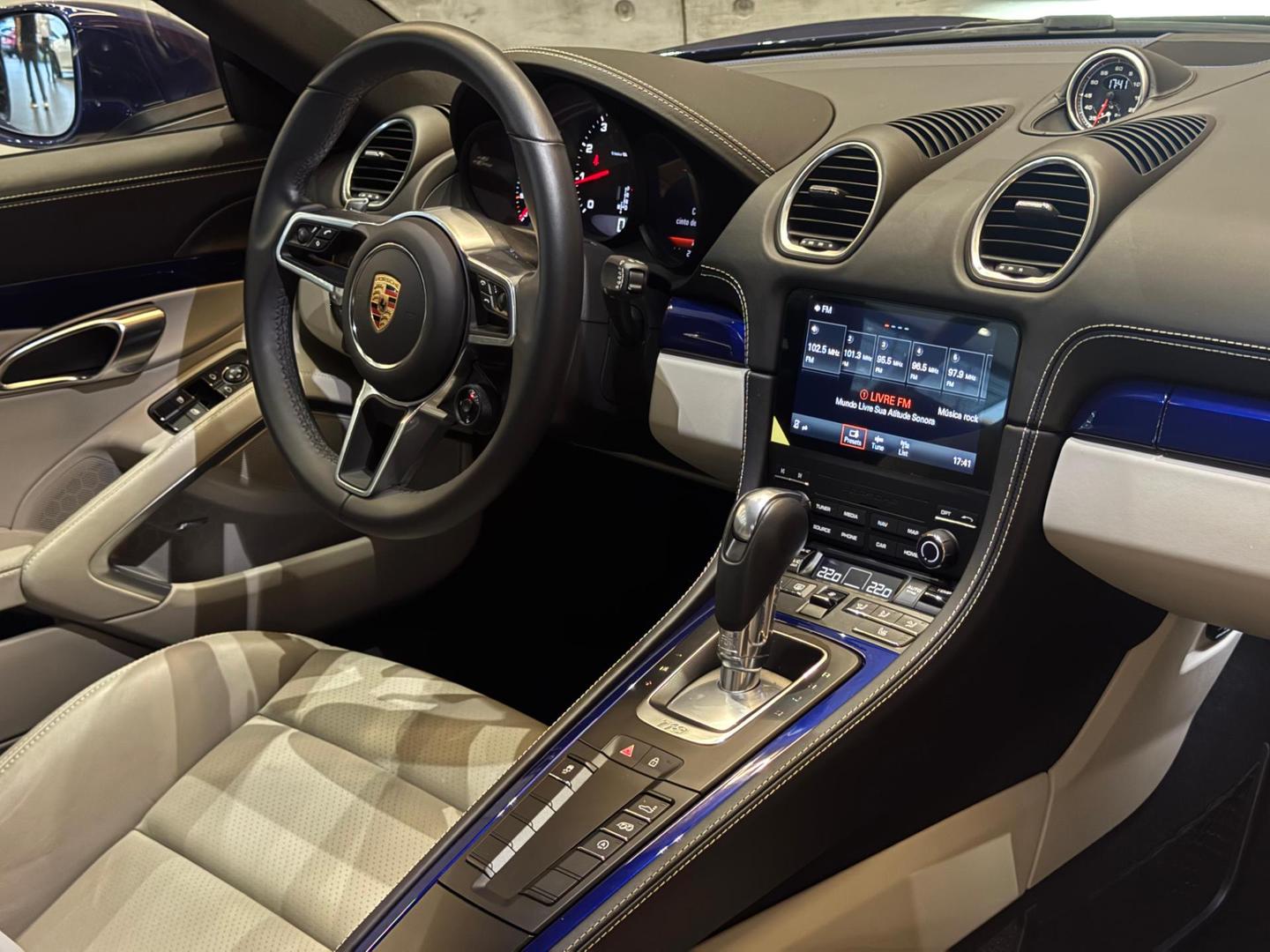 PORSCHE CAYMAN 2024 - foto 10