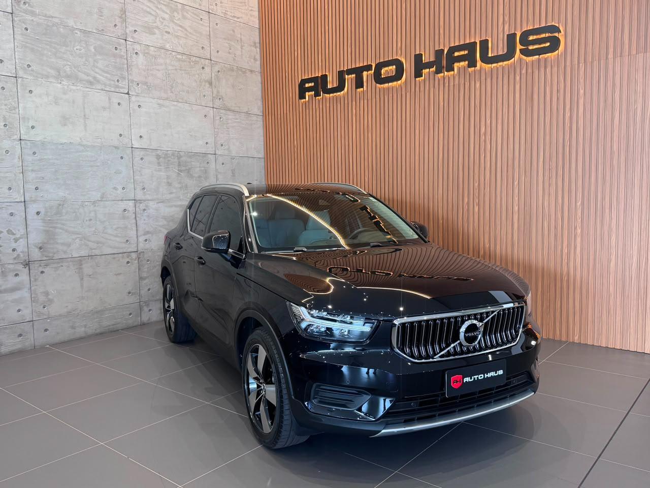 VOLVO XC40 INSC EXPRES 2022 - foto 1