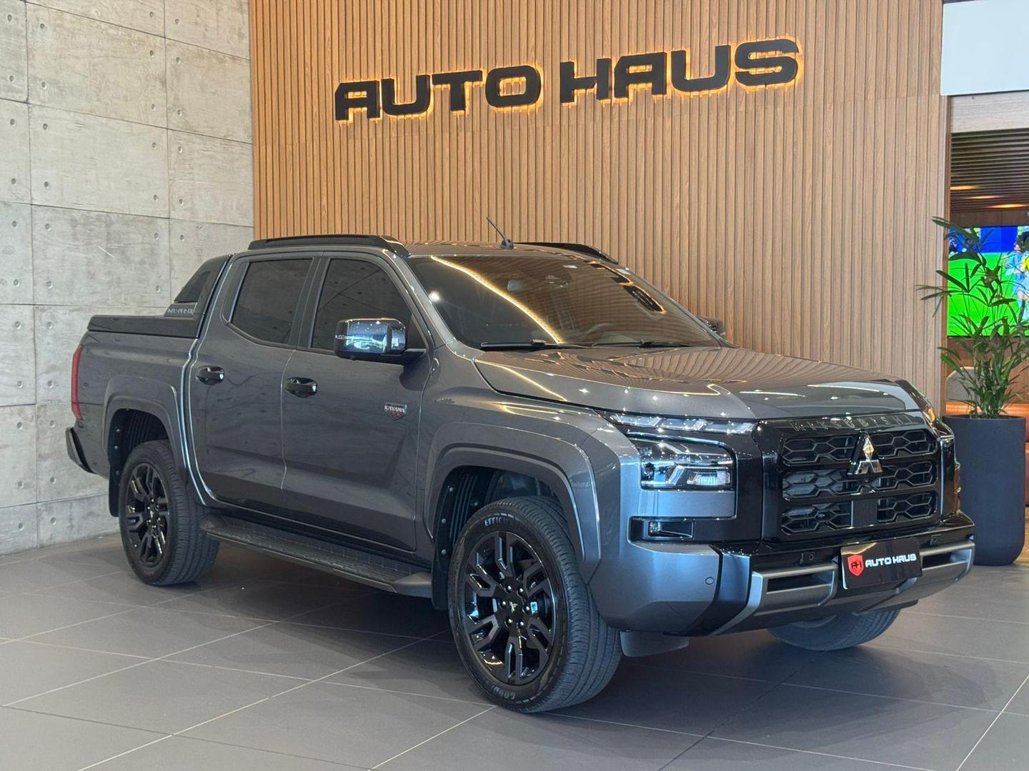 MITSUBISHI TRITON KATANA 2.4 4X4 TB DIESEL AUT. 2027 - foto 1