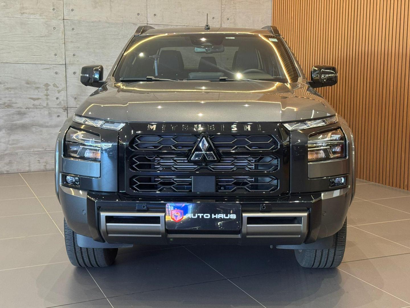 MITSUBISHI TRITON KATANA 2.4 4X4 TB DIESEL AUT. 2027 - foto 3