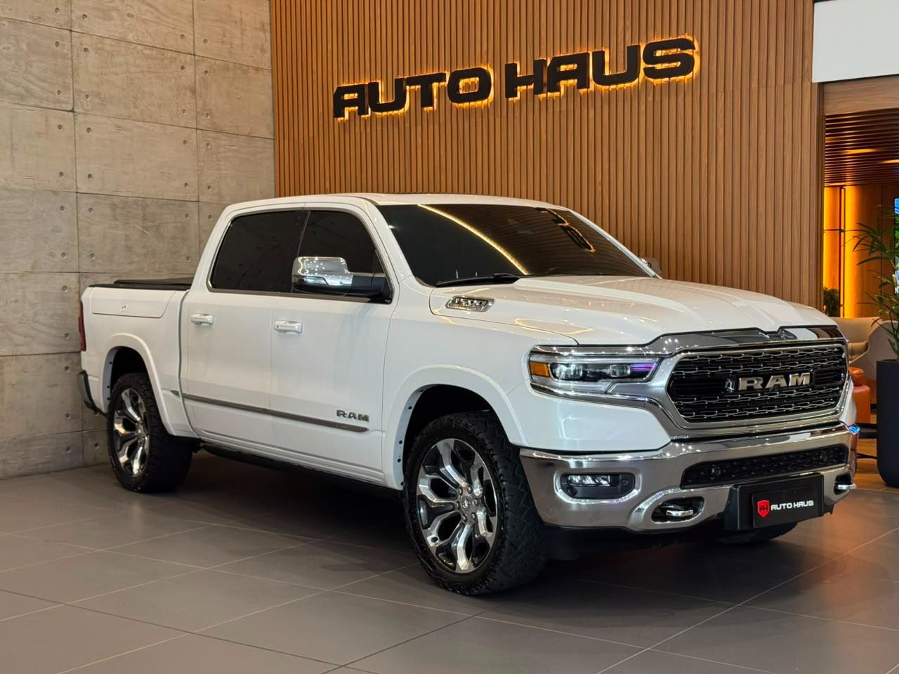 RAM 1500 LIMITED HEMI 2023 - foto 1