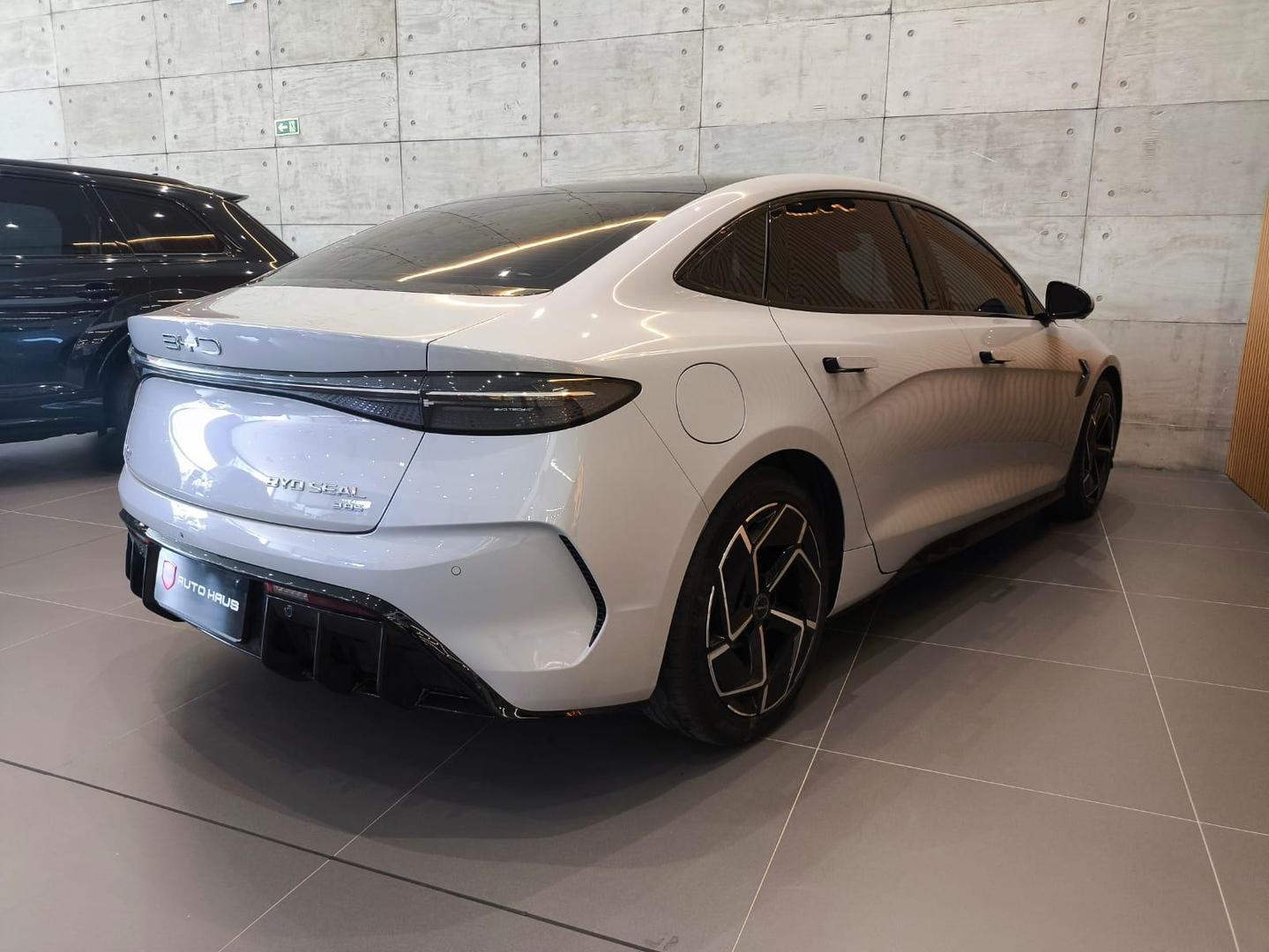 BYD SEAL AWD GS 590EV 2025 - foto 3