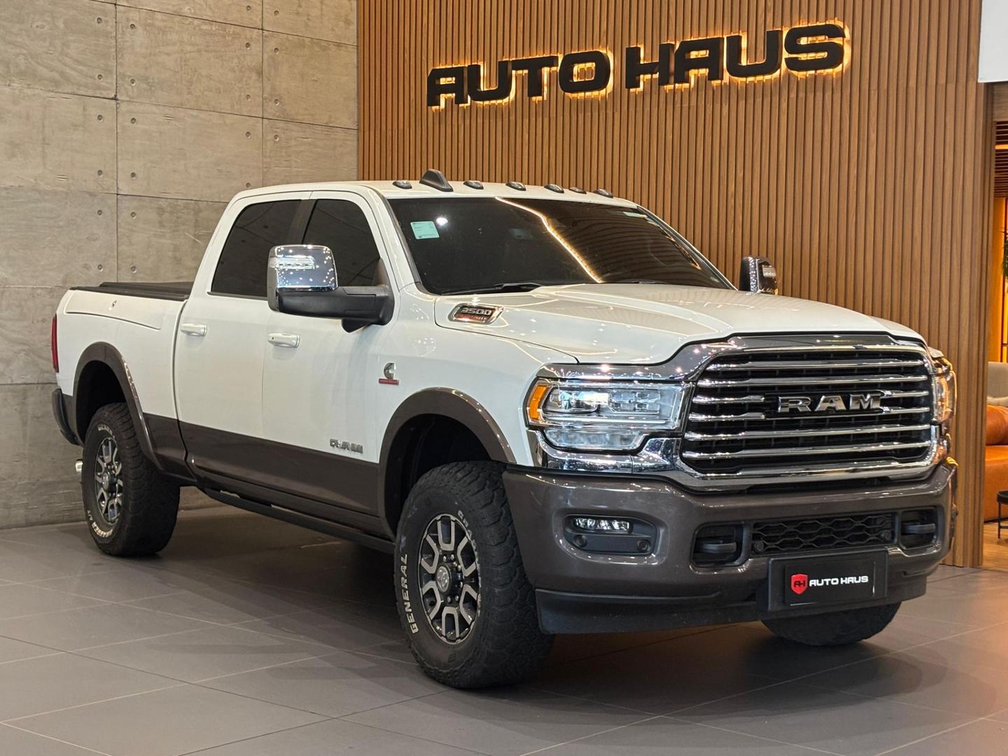 RAM 3500 LONGHORN 6.7D 2024 - foto 1