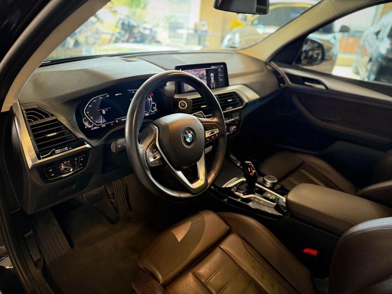 BMW X3 Xdrive 30e X Line Turbo Automático Hib - foto 10