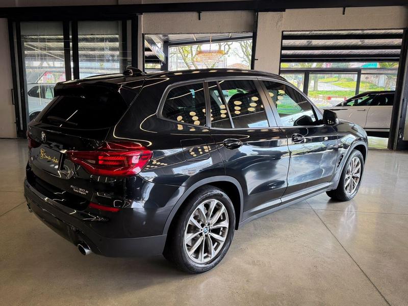 BMW X3 Xdrive 30e X Line Turbo Automático Hib - foto 2