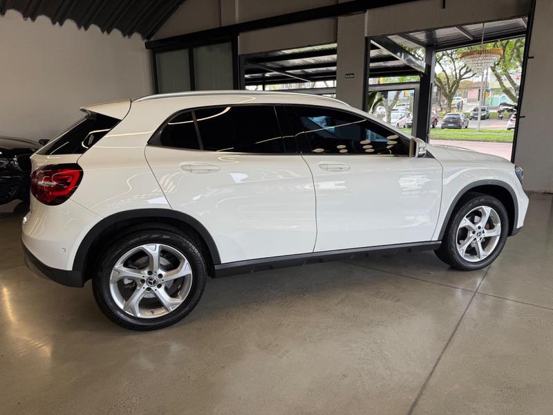 Mercedes-Benz Classe GLA Advance 1.6 1.6 Tb 16V Flex Aut. - foto 6