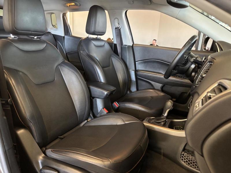 Jeep Compass Longitude 2.0 Flex Automático - foto 6