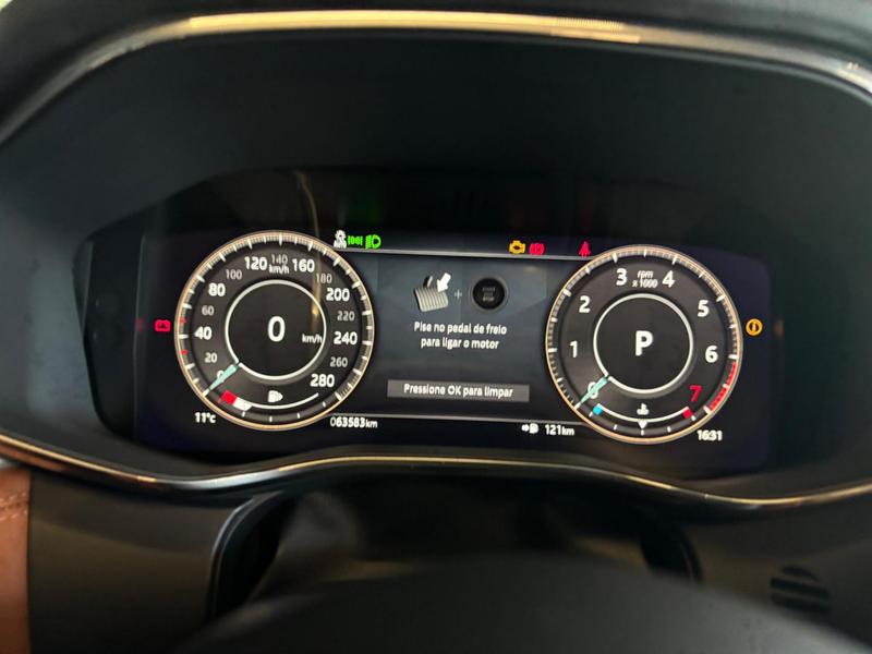 Jaguar F Pace 3.0 R Dynamic Se Awd 340cv Automático - foto 16